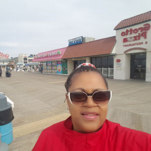 Meet your Posher, Kelly